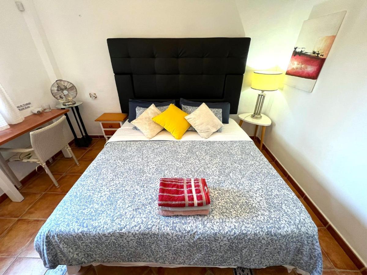 Alcamar Habitacion Privada Con Las Areas De Sala, Cocina Y Bano Que Se Comparten Cerca Al Mar! Alcalá la Real Εξωτερικό φωτογραφία