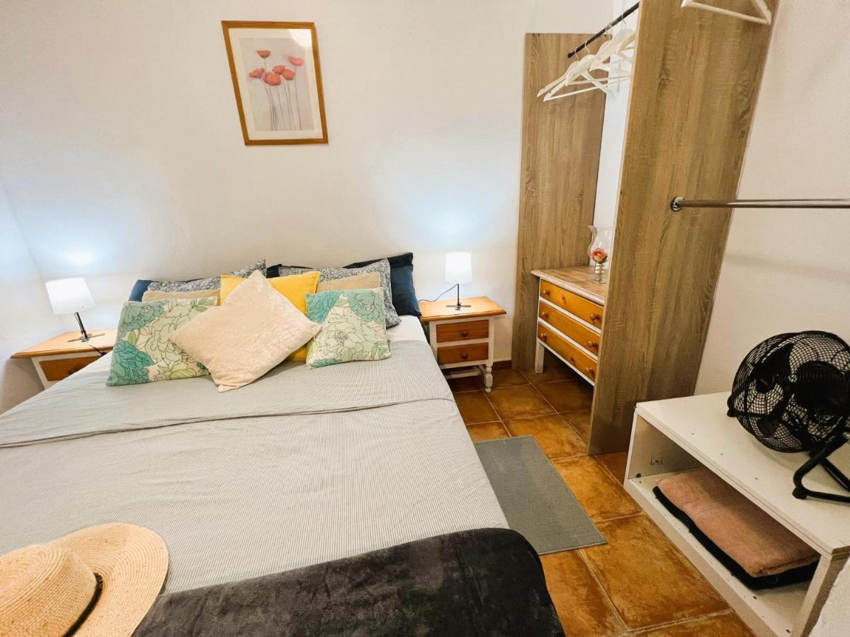 Alcamar Habitacion Privada Con Las Areas De Sala, Cocina Y Bano Que Se Comparten Cerca Al Mar! Alcalá la Real Εξωτερικό φωτογραφία