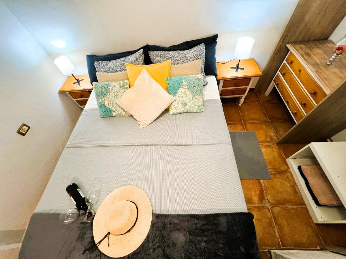 Alcamar Habitacion Privada Con Las Areas De Sala, Cocina Y Bano Que Se Comparten Cerca Al Mar! Alcalá la Real Εξωτερικό φωτογραφία