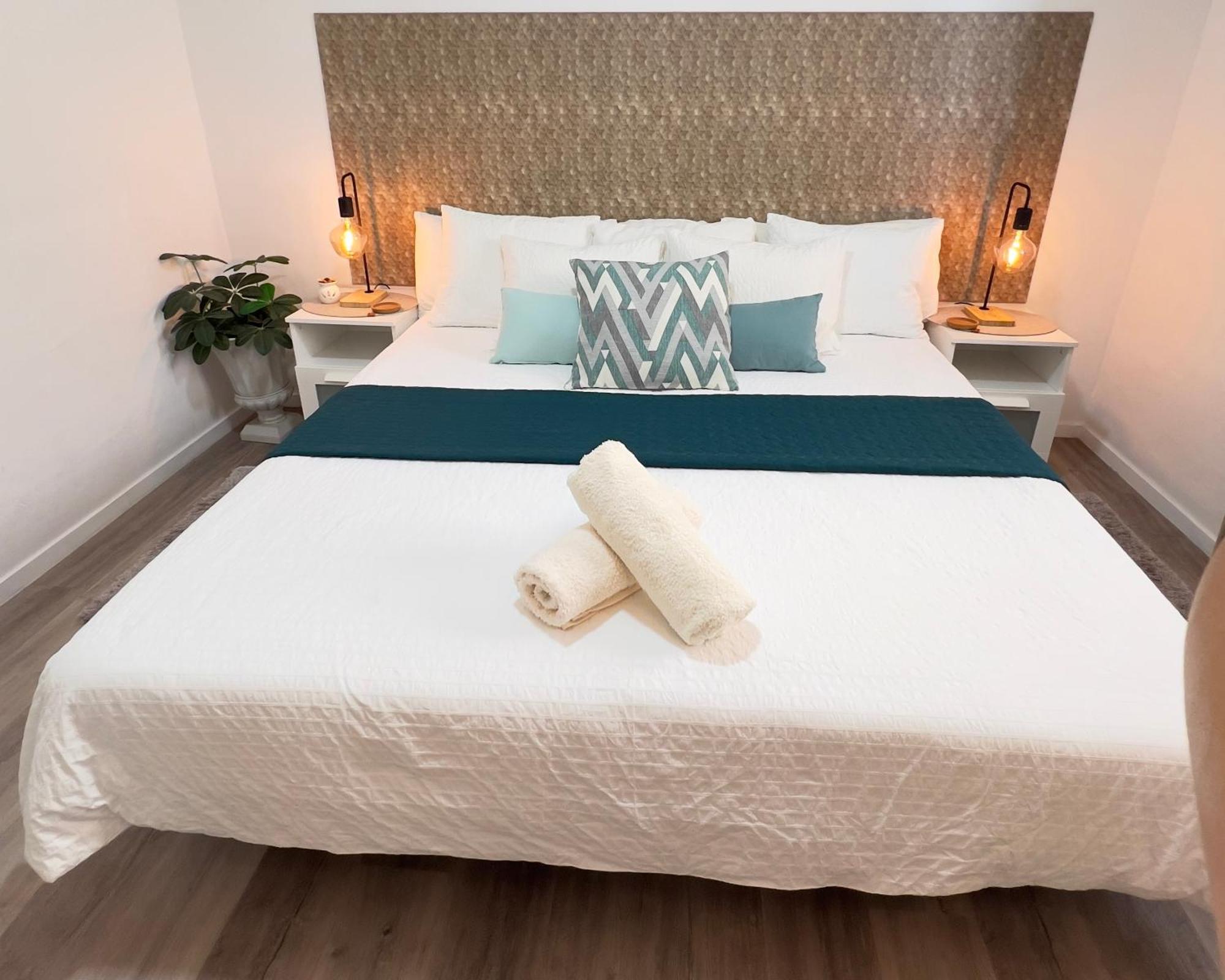 Alcamar Habitacion Privada Con Las Areas De Sala, Cocina Y Bano Que Se Comparten Cerca Al Mar! Alcalá la Real Εξωτερικό φωτογραφία