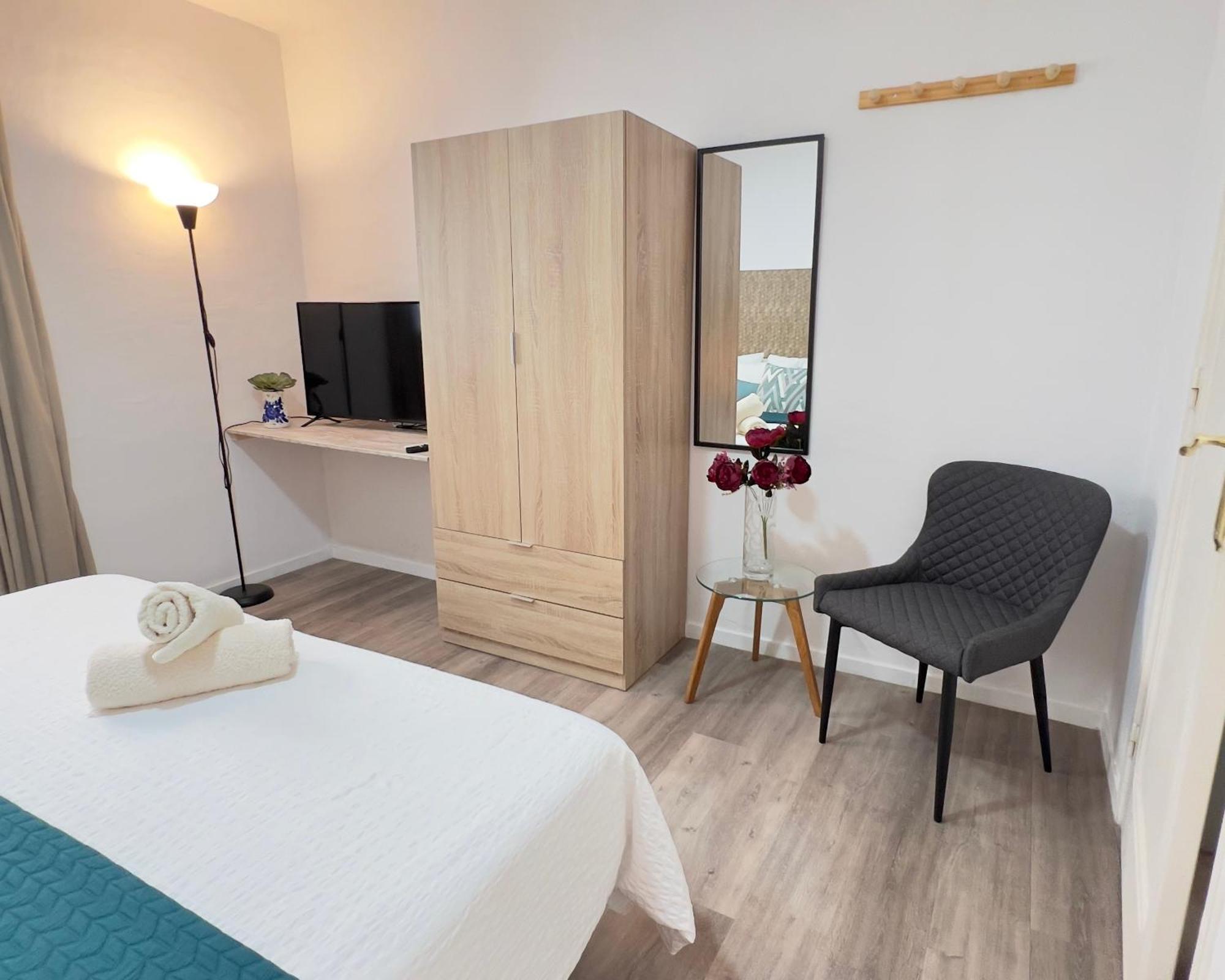 Alcamar Habitacion Privada Con Las Areas De Sala, Cocina Y Bano Que Se Comparten Cerca Al Mar! Alcalá la Real Εξωτερικό φωτογραφία