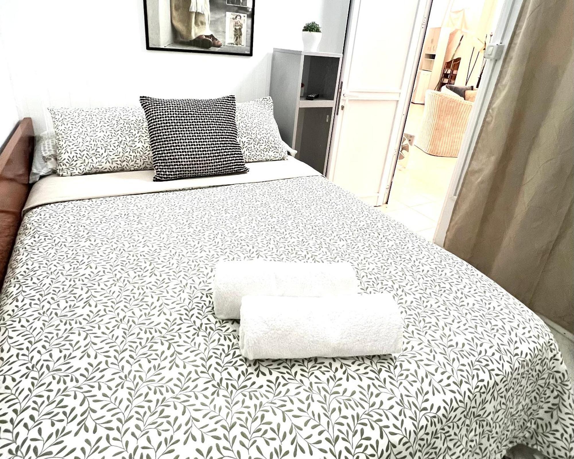 Alcamar Habitacion Privada Con Las Areas De Sala, Cocina Y Bano Que Se Comparten Cerca Al Mar! Alcalá la Real Εξωτερικό φωτογραφία