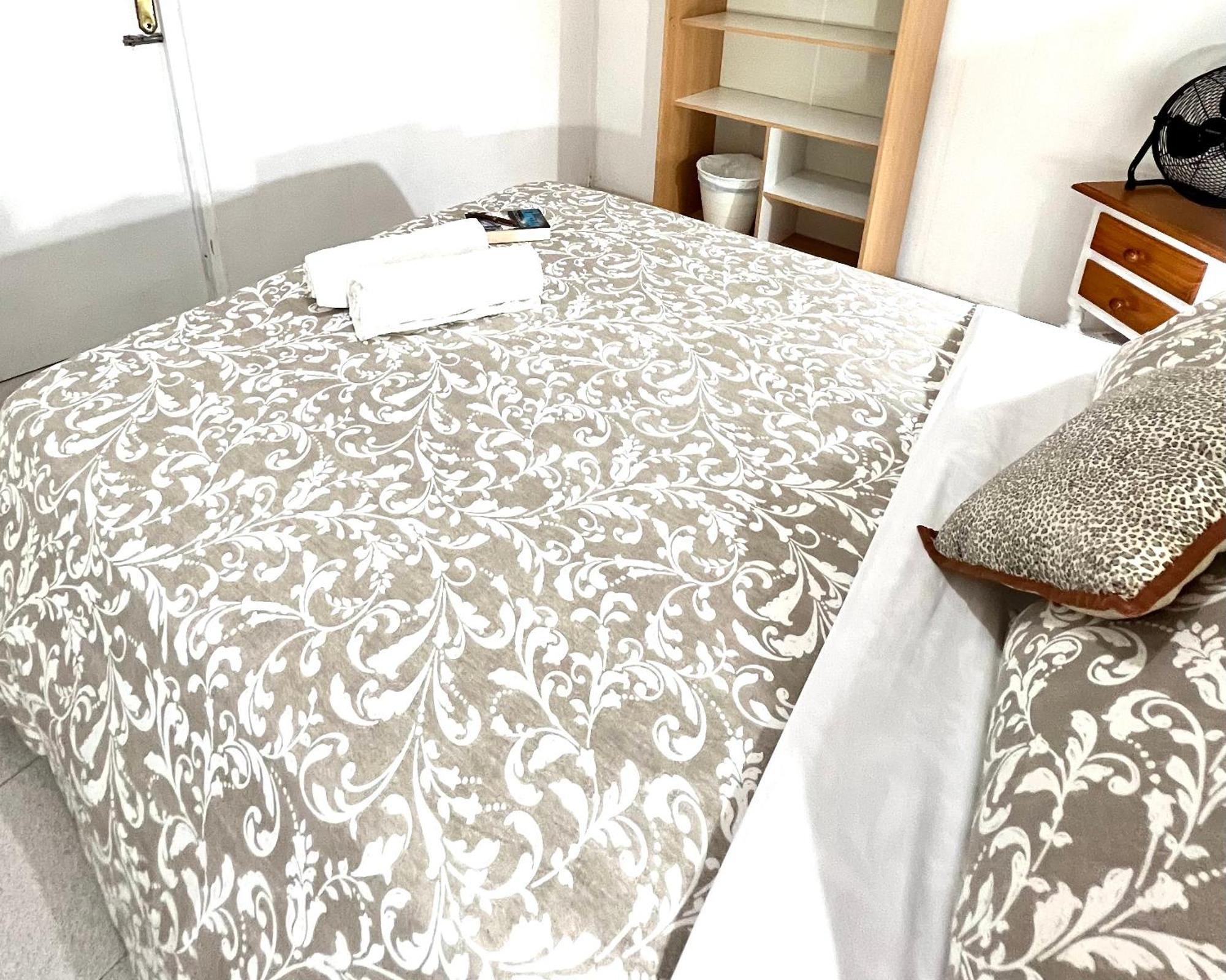 Alcamar Habitacion Privada Con Las Areas De Sala, Cocina Y Bano Que Se Comparten Cerca Al Mar! Alcalá la Real Εξωτερικό φωτογραφία