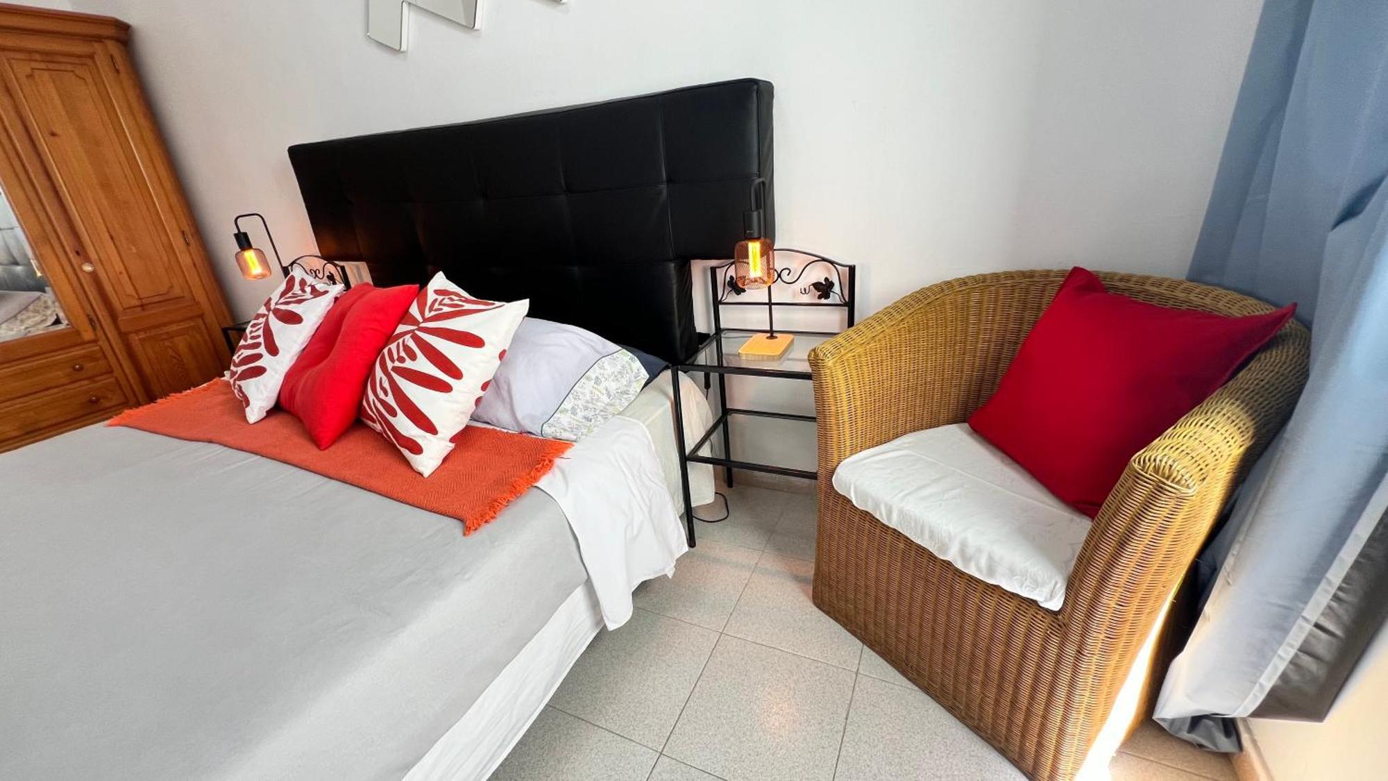 Alcamar Habitacion Privada Con Las Areas De Sala, Cocina Y Bano Que Se Comparten Cerca Al Mar! Alcalá la Real Εξωτερικό φωτογραφία