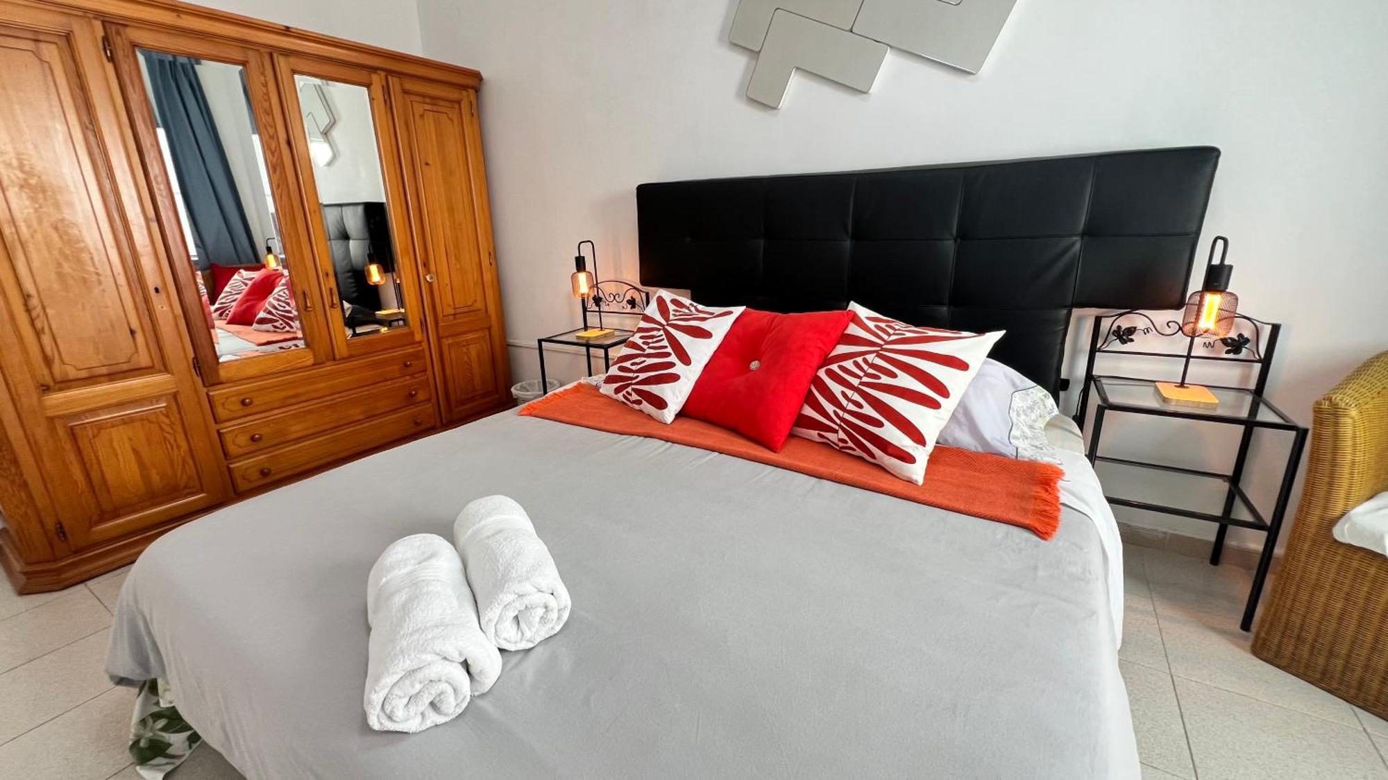 Alcamar Habitacion Privada Con Las Areas De Sala, Cocina Y Bano Que Se Comparten Cerca Al Mar! Alcalá la Real Εξωτερικό φωτογραφία