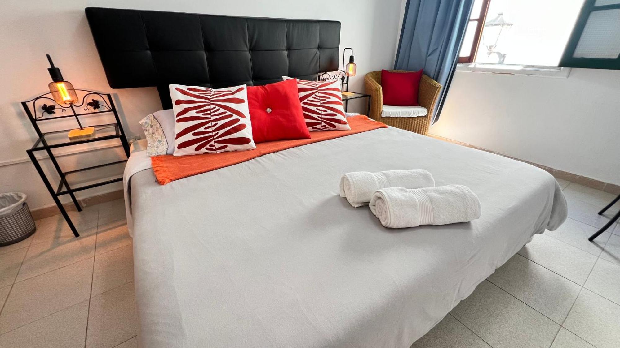 Alcamar Habitacion Privada Con Las Areas De Sala, Cocina Y Bano Que Se Comparten Cerca Al Mar! Alcalá la Real Εξωτερικό φωτογραφία